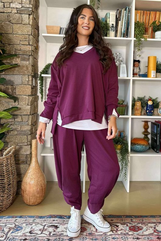 The Sunday Morning V Slouch Sweatshirt Aubergine